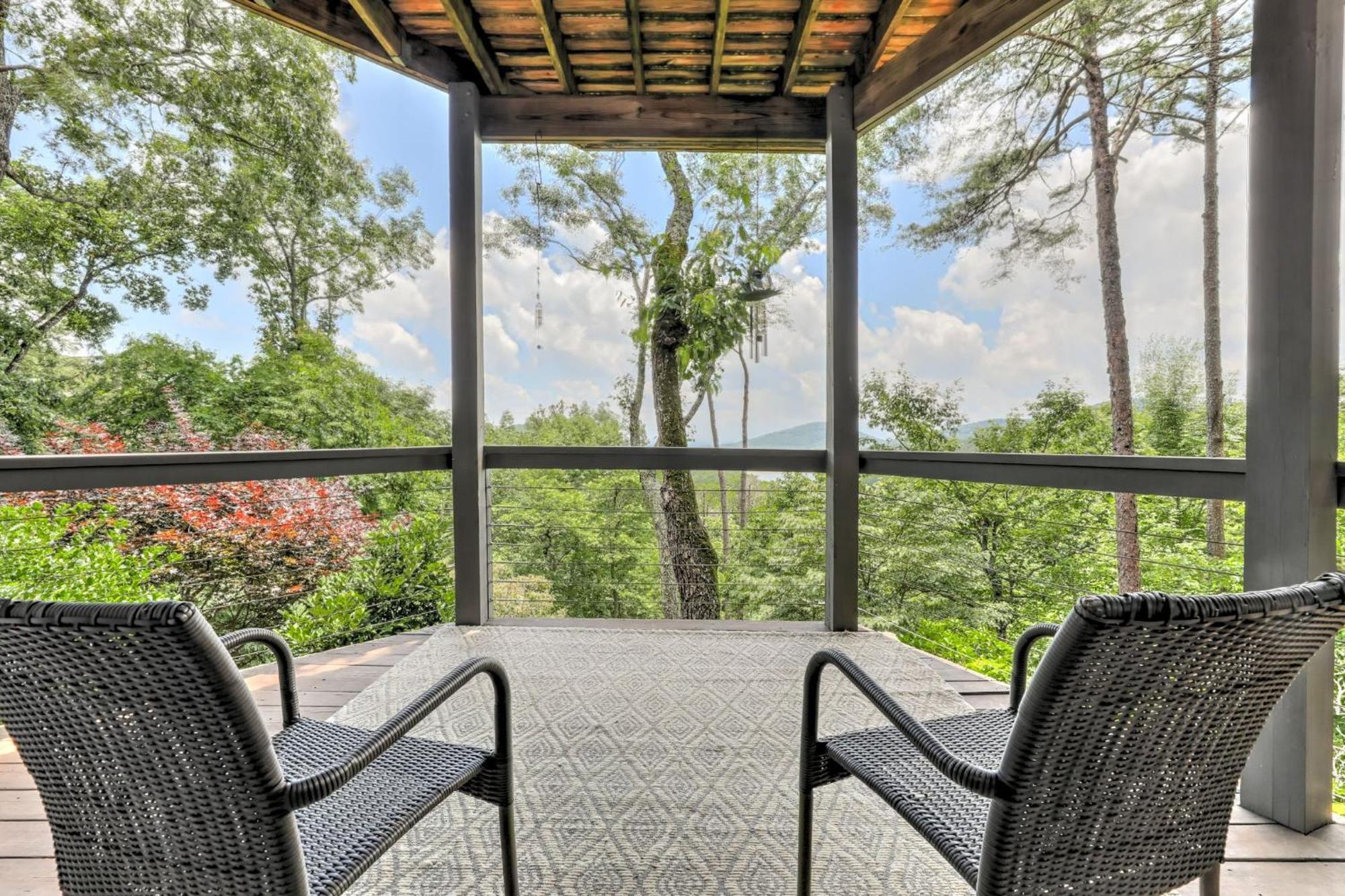 Falken Haus - Relax In Seclusion With Panoramic Lake Views Jasper Eksteriør billede